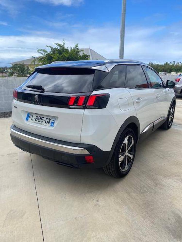 voiture occasion PEUGEOT  3008 à la Réunion disponible sur noutlauto.re