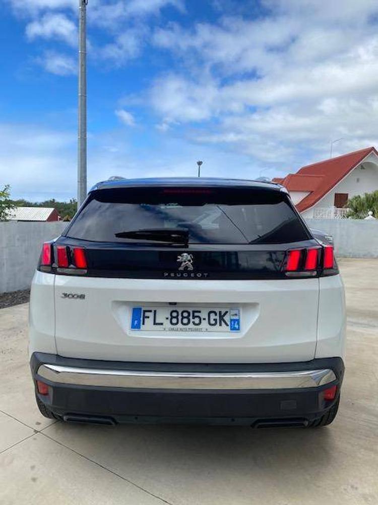 voiture occasion PEUGEOT  3008 à la Réunion disponible sur noutlauto.re
