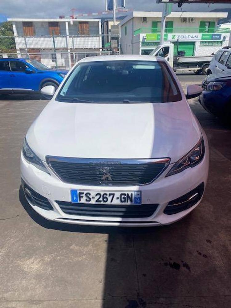 voiture occasion PEUGEOT  308 à la Réunion disponible sur noutlauto.re