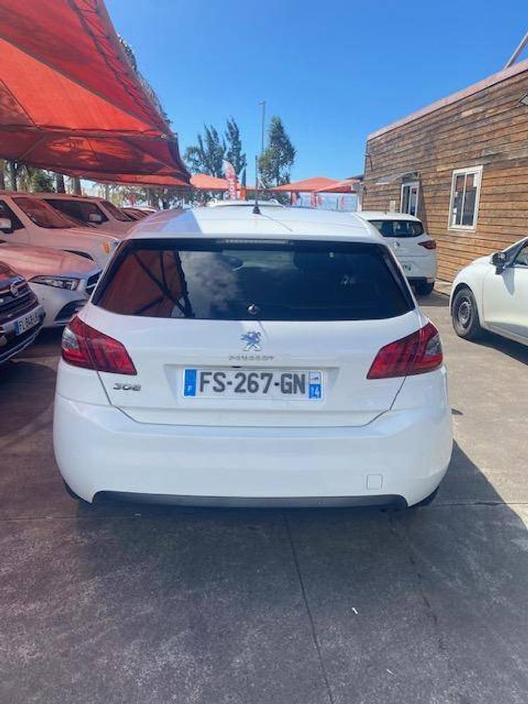 voiture occasion PEUGEOT  308 à la Réunion disponible sur noutlauto.re