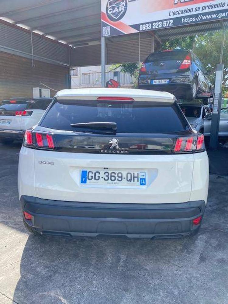 voiture occasion PEUGEOT  3008 à la Réunion disponible sur noutlauto.re
