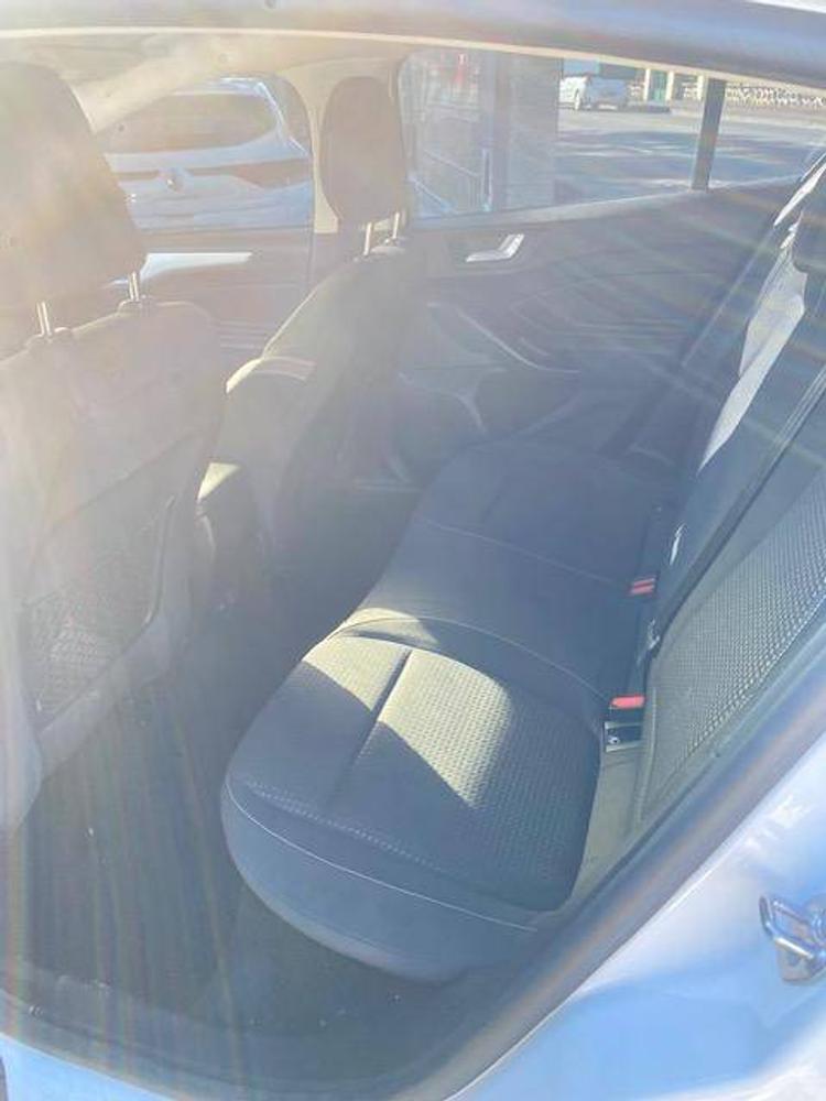 voiture occasion FORD  FOCUS à la Réunion disponible sur noutlauto.re