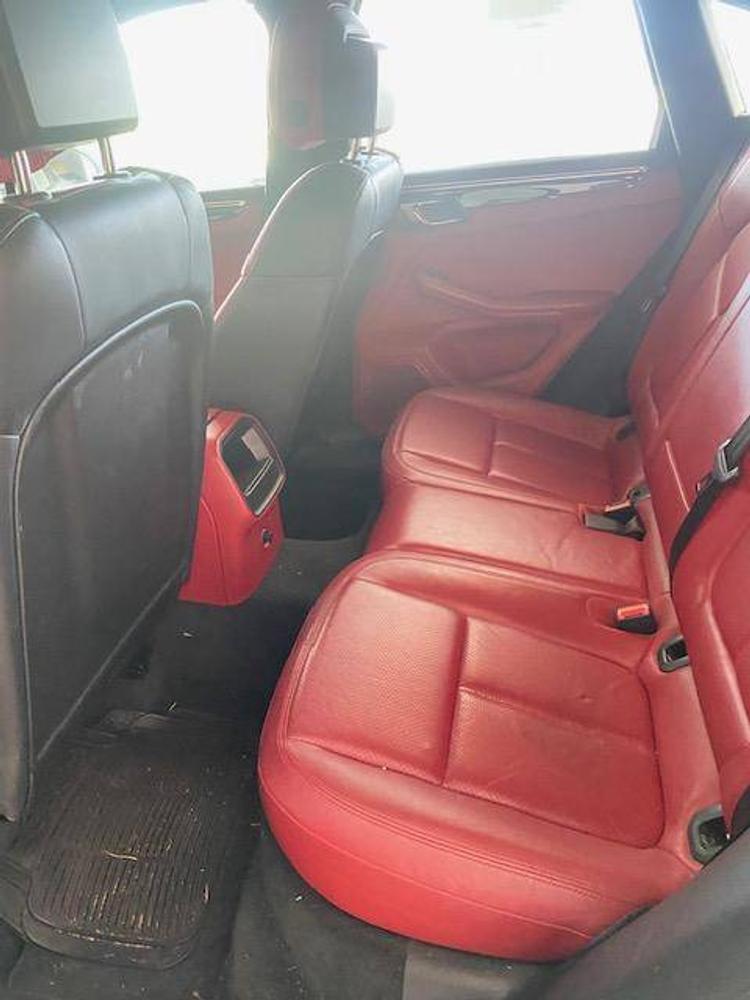 voiture occasion PORSCHE  MACAN à la Réunion disponible sur noutlauto.re