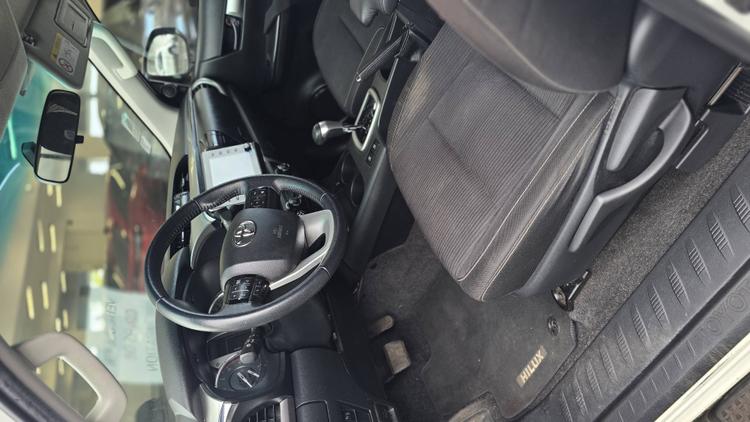 voiture occasion TOYOTA  HILUX à la Réunion disponible sur noutlauto.re