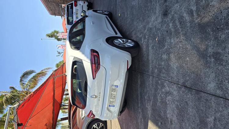 voiture occasion RENAULT  CLIO à la Réunion disponible sur noutlauto.re