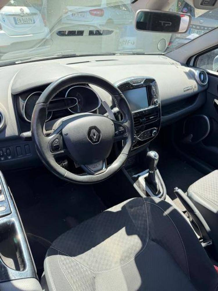 voiture occasion RENAULT  CLIO à la Réunion disponible sur noutlauto.re