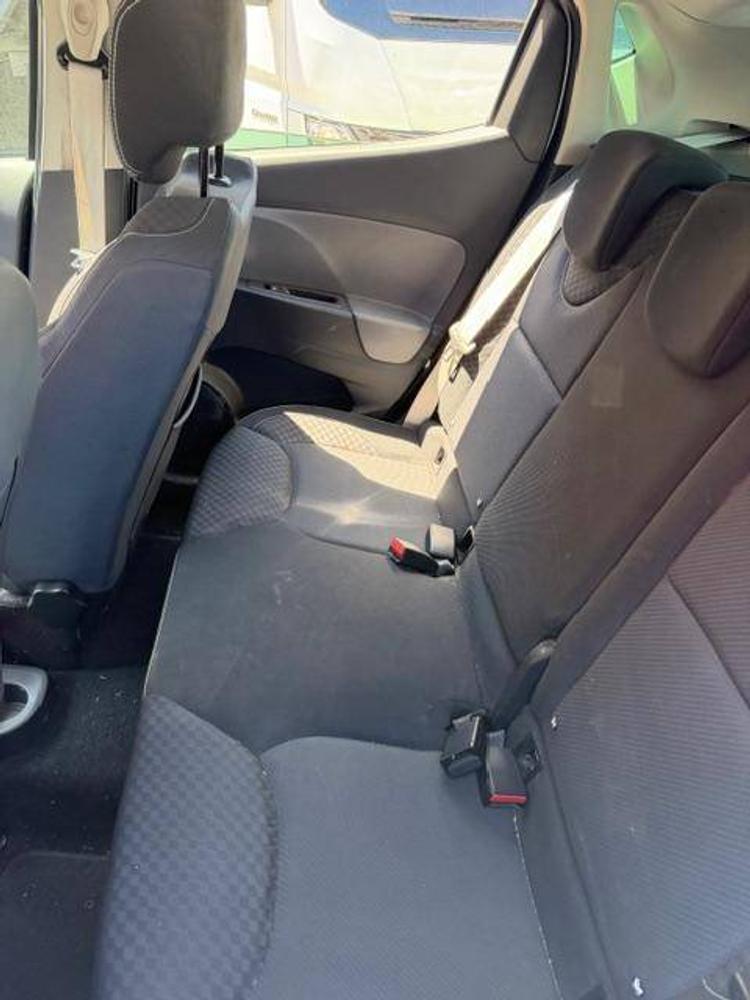 voiture occasion RENAULT  CLIO à la Réunion disponible sur noutlauto.re