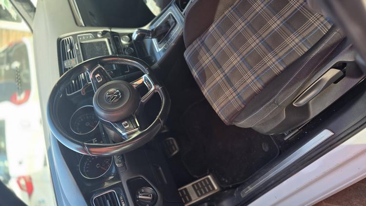 voiture occasion VOLKSWAGEN  GOLF à la Réunion disponible sur noutlauto.re