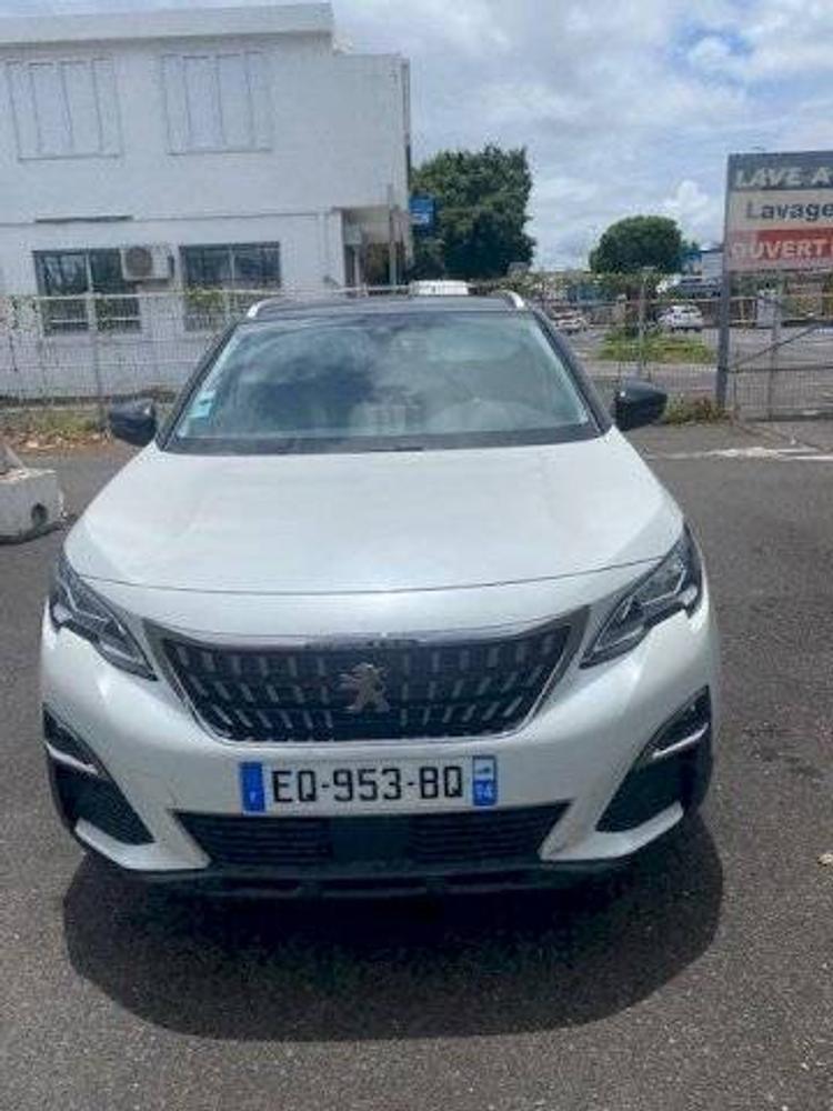 voiture occasion PEUGEOT  3008 à la Réunion disponible sur noutlauto.re