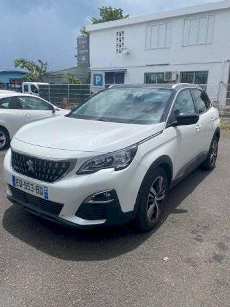 voiture occasion PEUGEOT  3008 à la Réunion disponible sur noutlauto.re