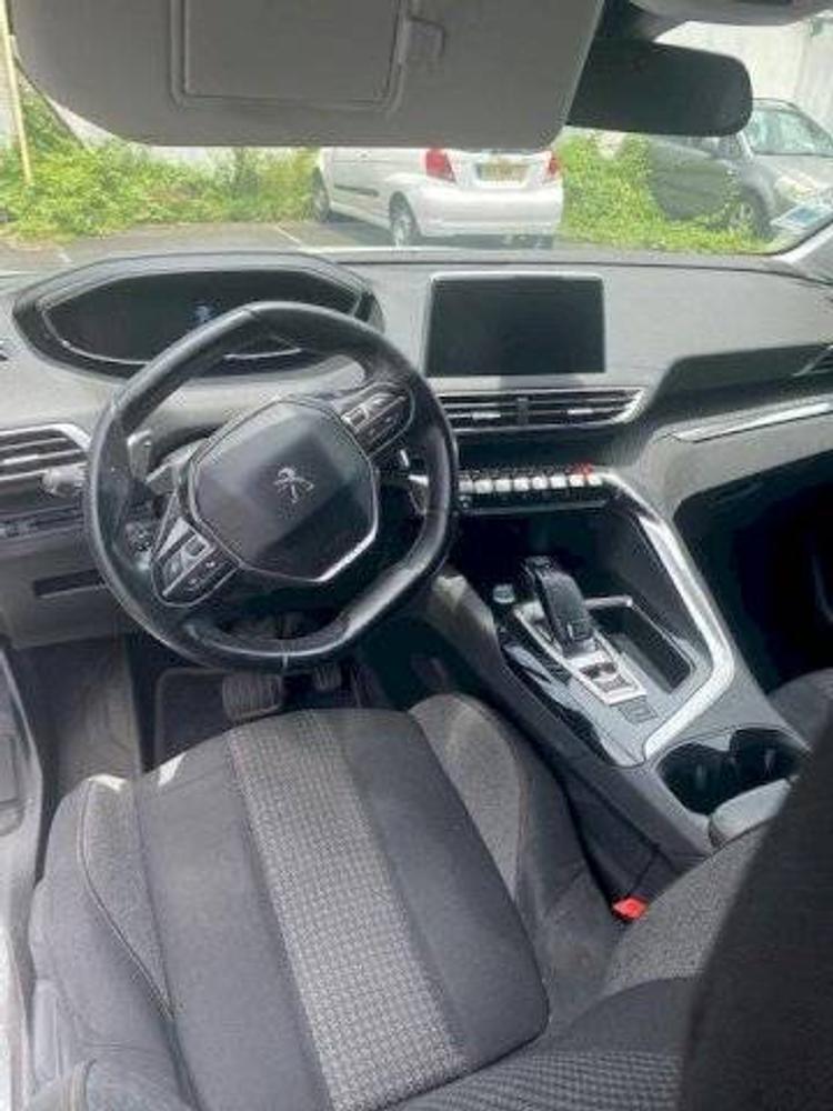 voiture occasion PEUGEOT  3008 à la Réunion disponible sur noutlauto.re