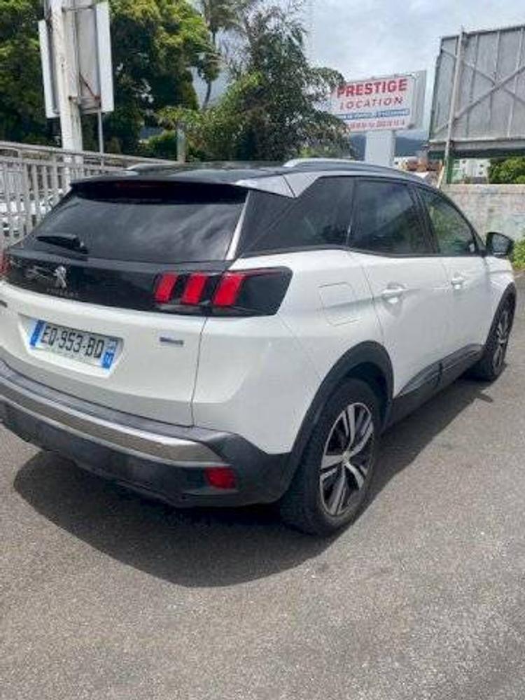 voiture occasion PEUGEOT  3008 à la Réunion disponible sur noutlauto.re