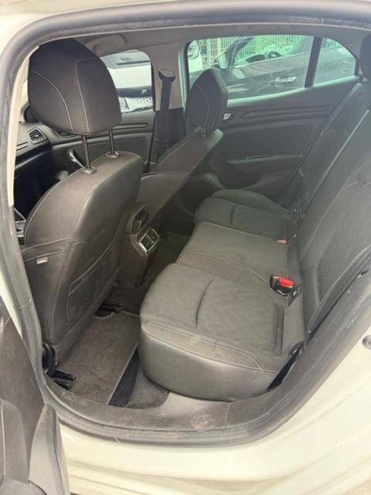 voiture occasion RENAULT  MEGANE à la Réunion disponible sur noutlauto.re