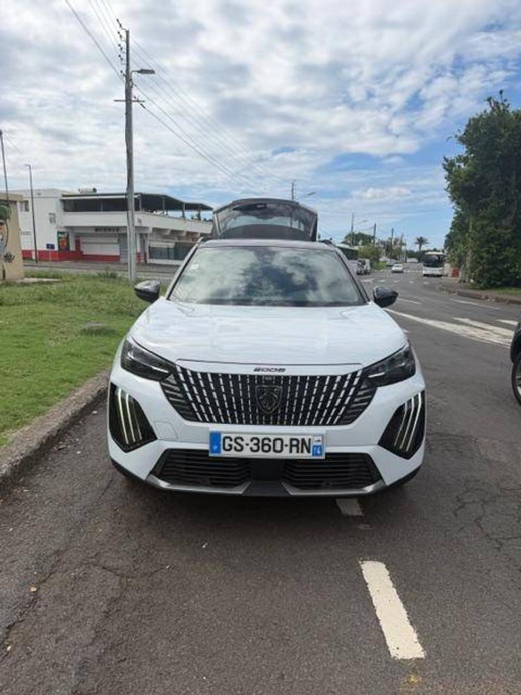 voiture occasion PEUGEOT  2008 à la Réunion disponible sur noutlauto.re