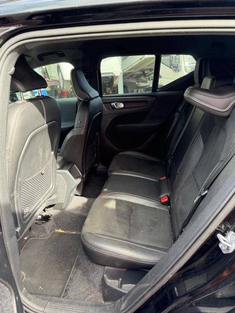 voiture occasion VOLVO  XC40 à la Réunion disponible sur noutlauto.re