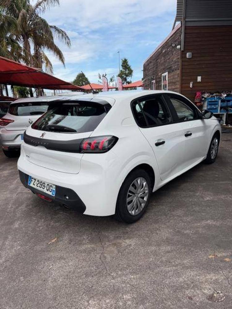voiture occasion PEUGEOT  208 à la Réunion disponible sur noutlauto.re