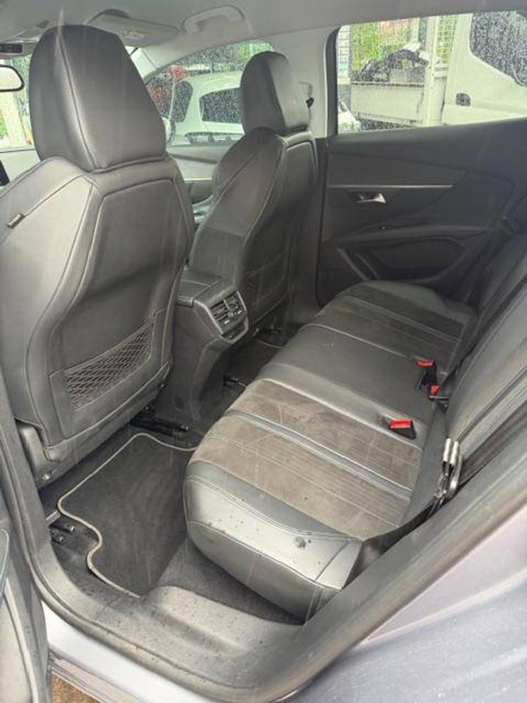 voiture occasion PEUGEOT  3008 à la Réunion disponible sur noutlauto.re