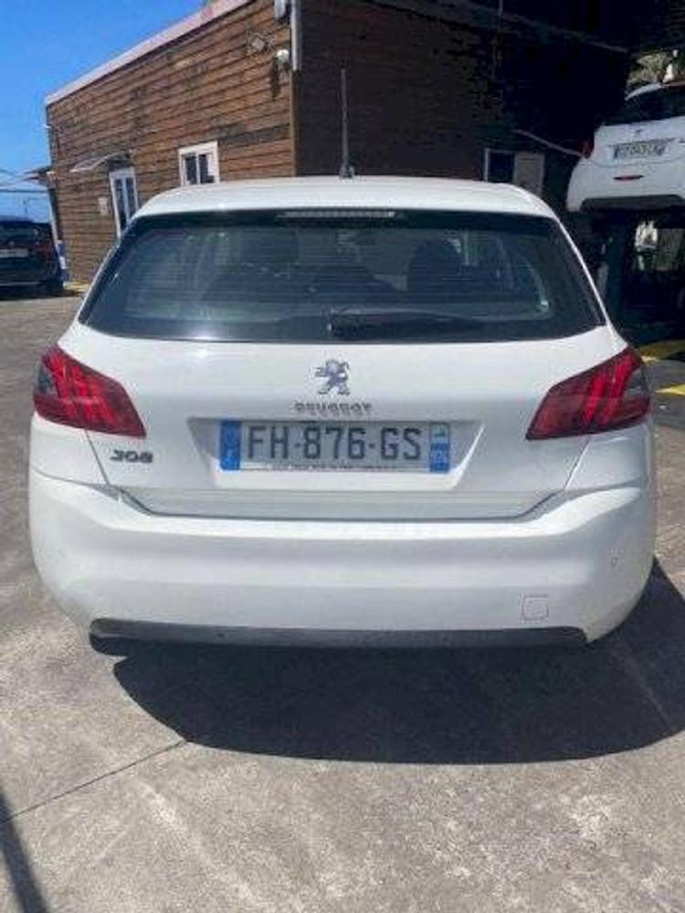 voiture occasion PEUGEOT  308 à la Réunion disponible sur noutlauto.re
