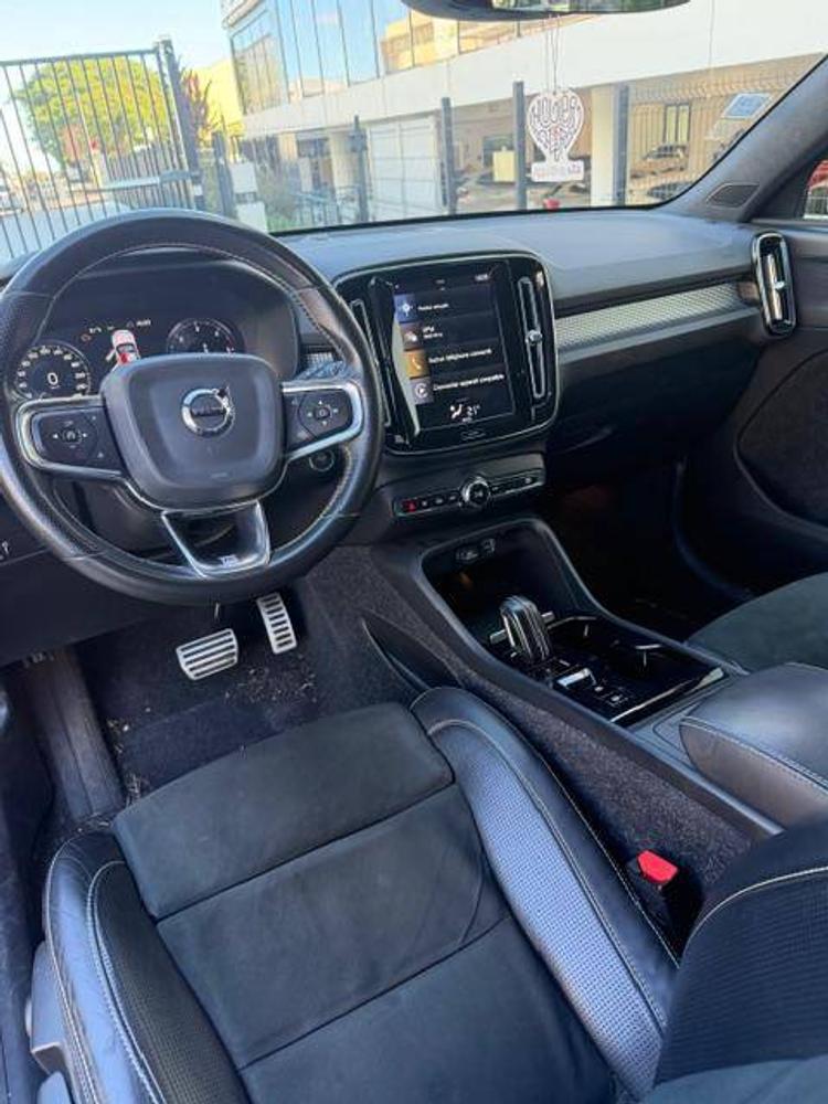 voiture occasion VOLVO  XC40 à la Réunion disponible sur noutlauto.re