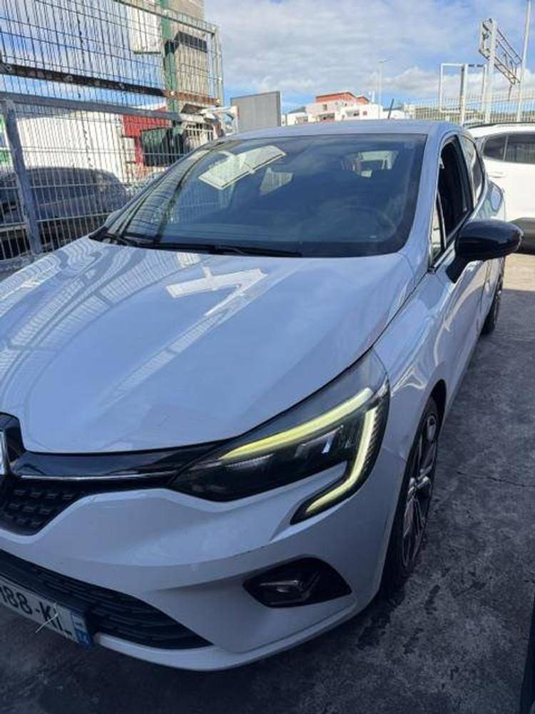 voiture occasion RENAULT  CLIO à la Réunion disponible sur noutlauto.re