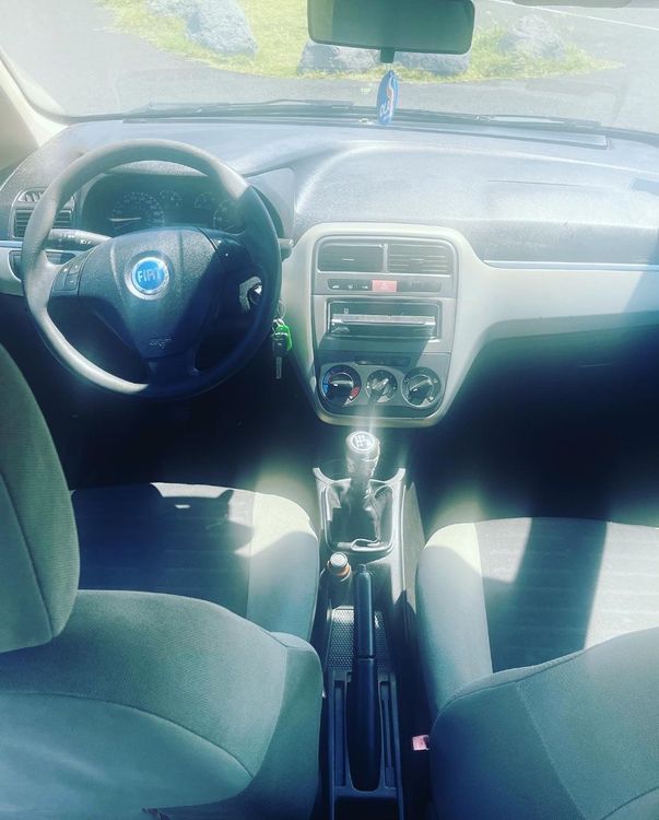 voiture occasion FIAT GRANDE PUNTO à la Réunion disponible sur noutlauto.re