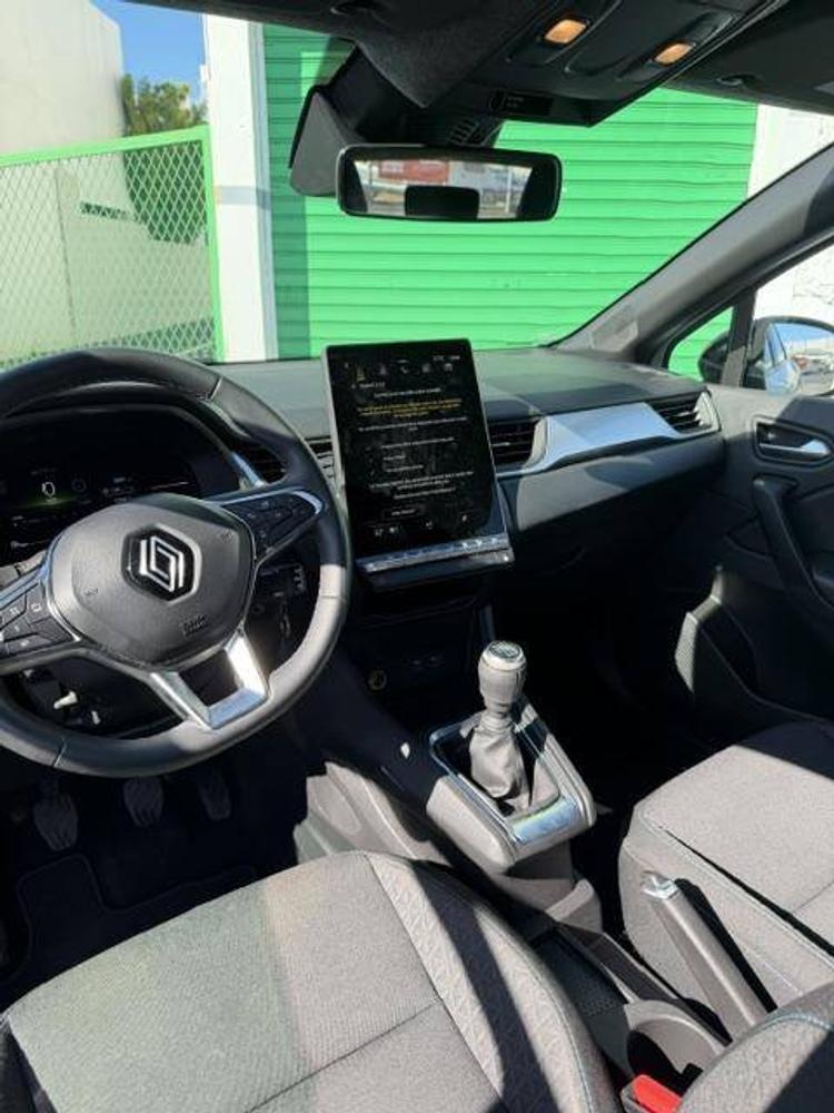 voiture occasion RENAULT  CAPTUR à la Réunion disponible sur noutlauto.re