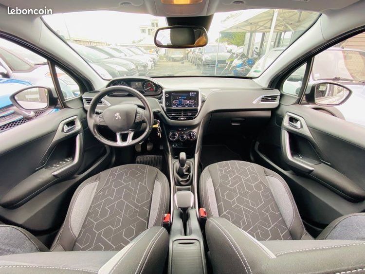 voiture occasion PEUGEOT 2008 à la Réunion disponible sur noutlauto.re