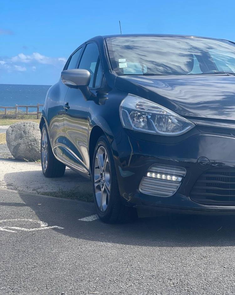 voiture occasion RENAULT CLIO à la Réunion disponible sur noutlauto.re