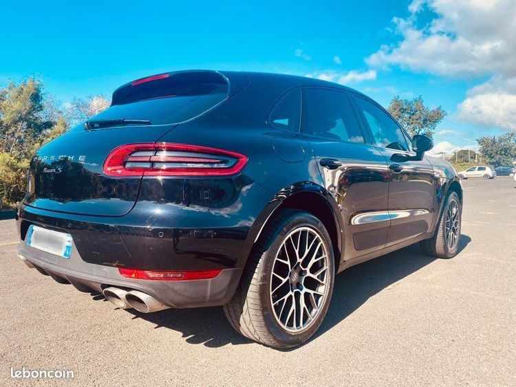 voiture occasion PORSCHE MACAN à la Réunion disponible sur noutlauto.re