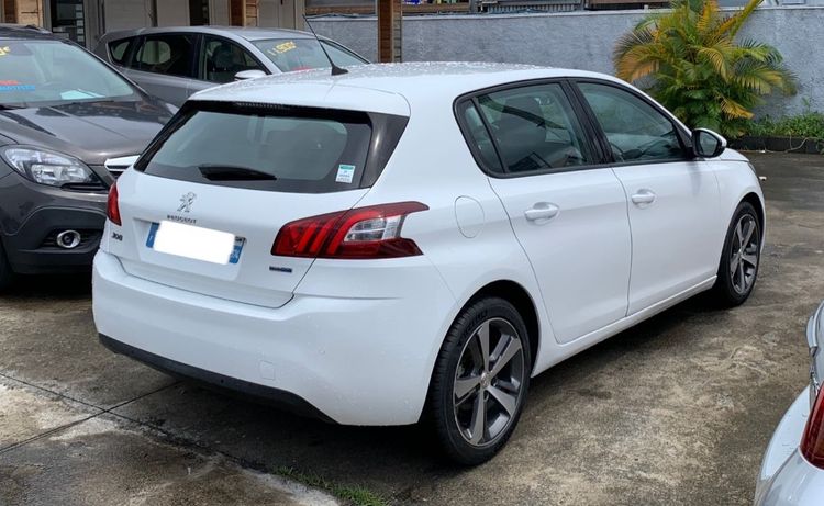 voiture occasion PEUGEOT 308 à la Réunion disponible sur noutlauto.re