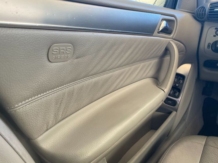 voiture occasion MERCEDES CLASSE C à la Réunion disponible sur noutlauto.re