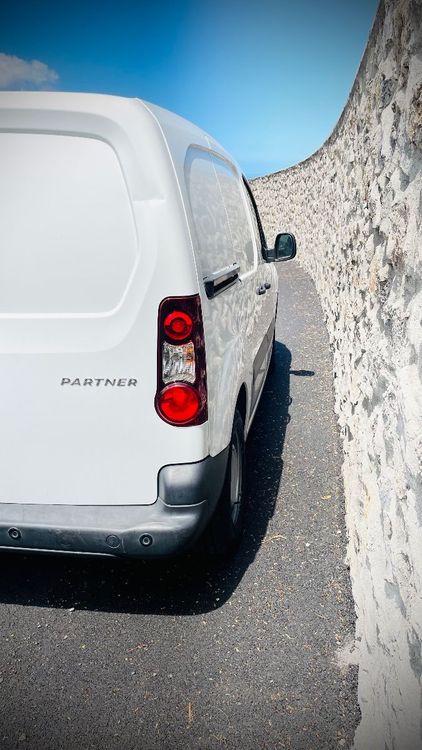 voiture occasion PEUGEOT PARTNER à la Réunion disponible sur noutlauto.re