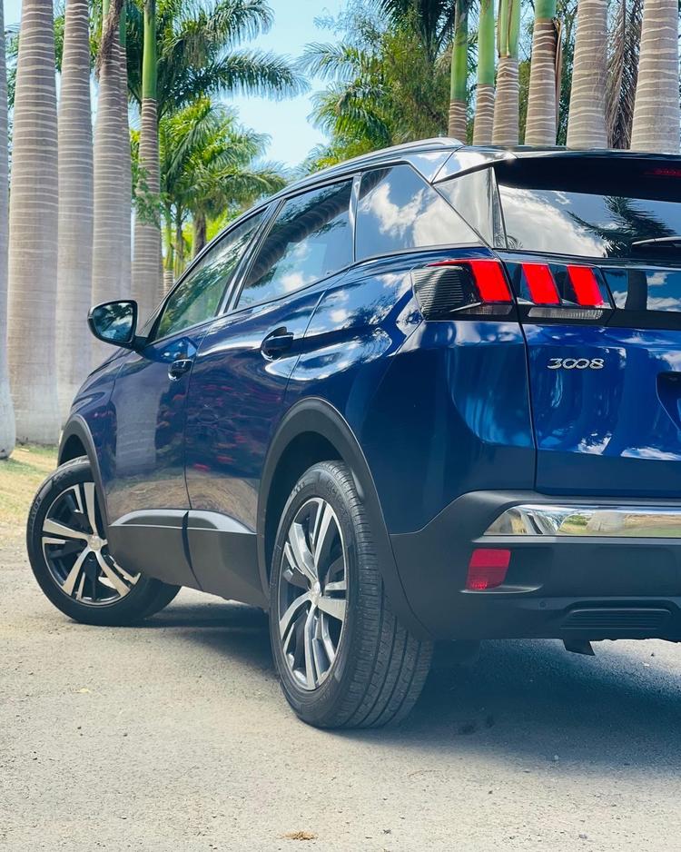 voiture occasion PEUGEOT 3008 à la Réunion disponible sur noutlauto.re