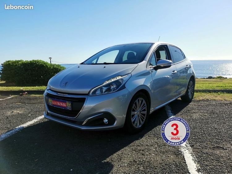 voiture occasion PEUGEOT 208 à la Réunion disponible sur noutlauto.re