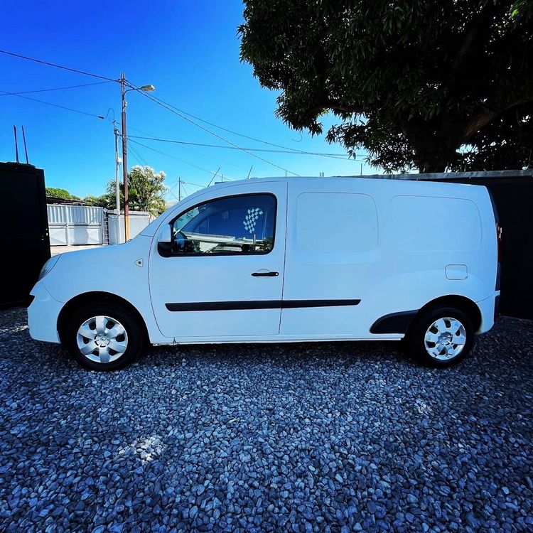 voiture occasion RENAULT KANGOO à la Réunion disponible sur noutlauto.re