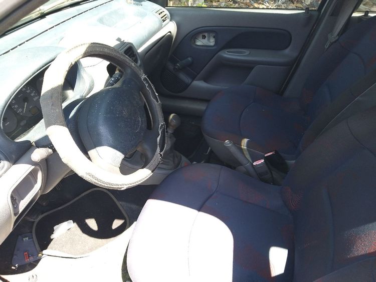 voiture occasion RENAULT CLIO à la Réunion disponible sur noutlauto.re