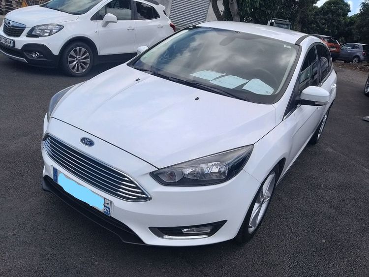 voiture occasion FORD FOCUS à la Réunion disponible sur noutlauto.re