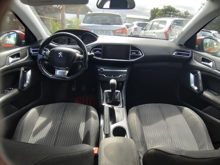 voiture occasion PEUGEOT 308 à la Réunion disponible sur noutlauto.re