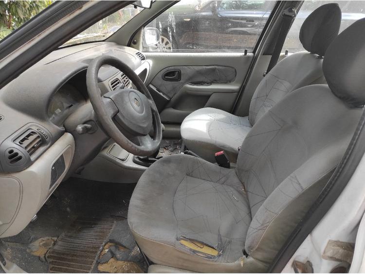 voiture occasion RENAULT THALIA à la Réunion disponible sur noutlauto.re