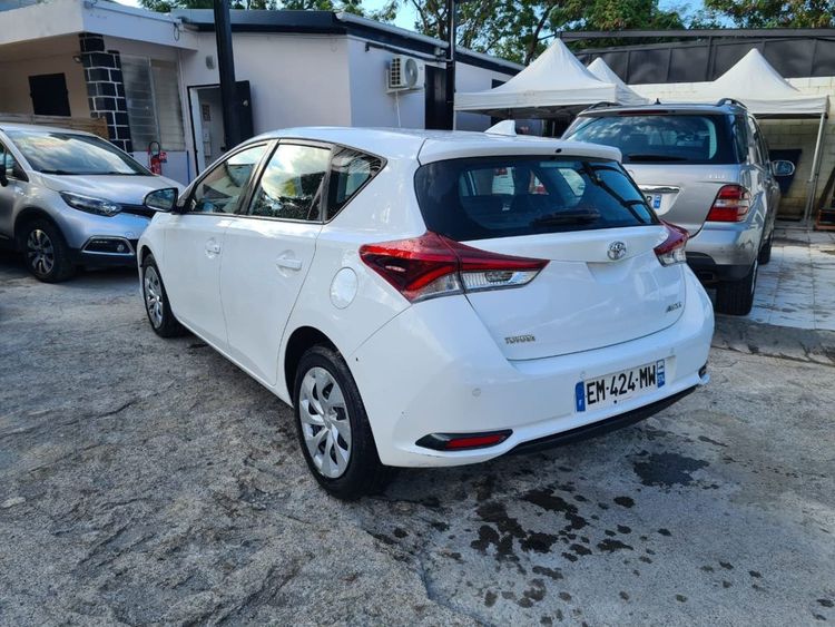 voiture occasion TOYOTA AURIS à la Réunion disponible sur noutlauto.re