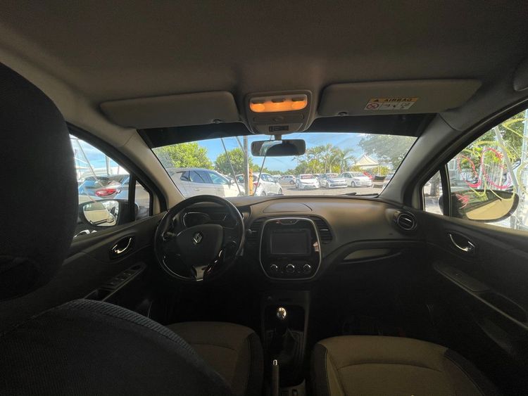 voiture occasion RENAULT CAPTUR à la Réunion disponible sur noutlauto.re