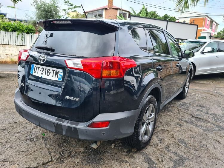 voiture occasion TOYOTA RAV4 à la Réunion disponible sur noutlauto.re