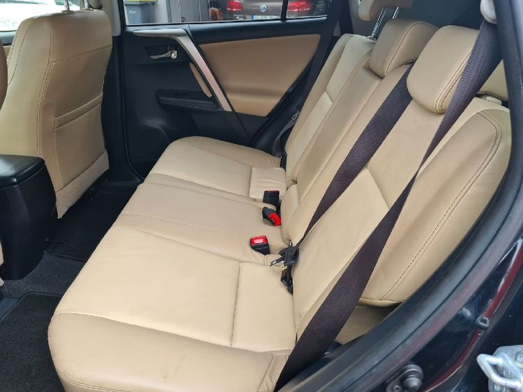 voiture occasion TOYOTA RAV4 à la Réunion disponible sur noutlauto.re