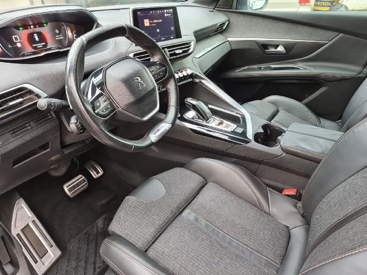 voiture occasion PEUGEOT 3008 à la Réunion disponible sur noutlauto.re