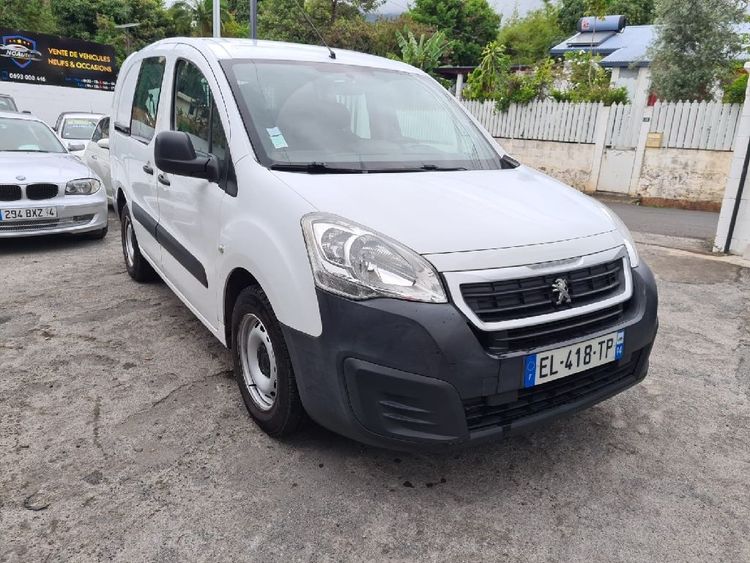 voiture occasion PEUGEOT PARTNER à la Réunion disponible sur noutlauto.re