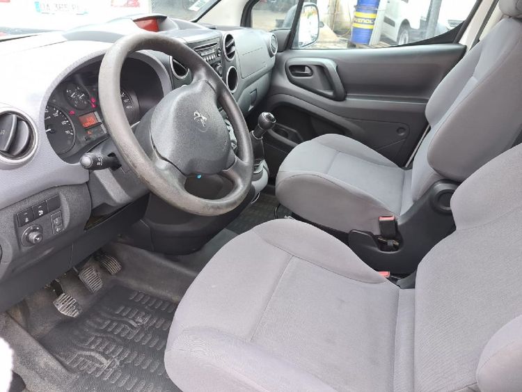 voiture occasion PEUGEOT PARTNER à la Réunion disponible sur noutlauto.re