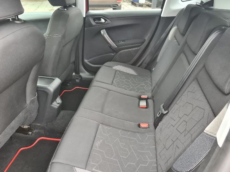 voiture occasion PEUGEOT 2008 à la Réunion disponible sur noutlauto.re