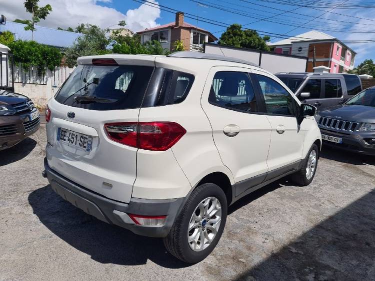 voiture occasion FORD ECOSPORT à la Réunion disponible sur noutlauto.re