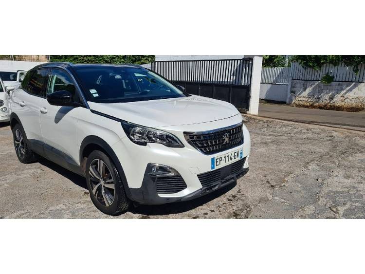 voiture occasion PEUGEOT 3008 à la Réunion disponible sur noutlauto.re