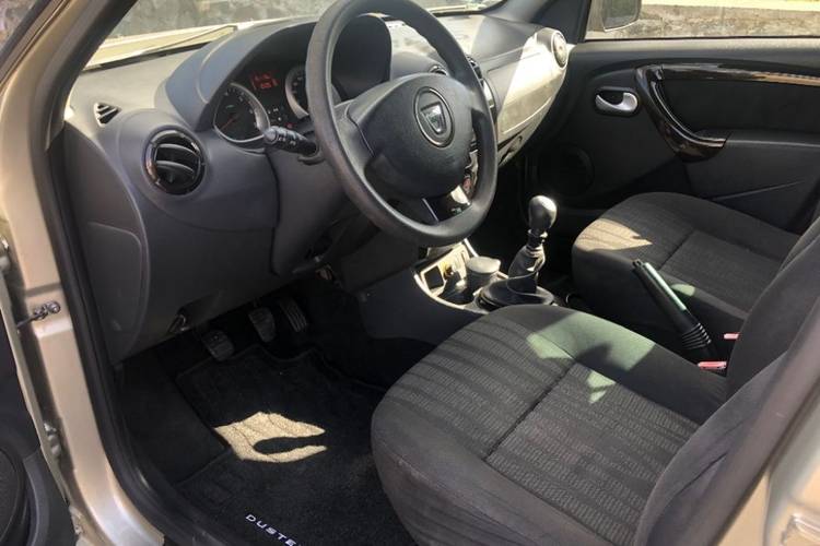 voiture occasion DACIA DUSTER à la Réunion disponible sur noutlauto.re